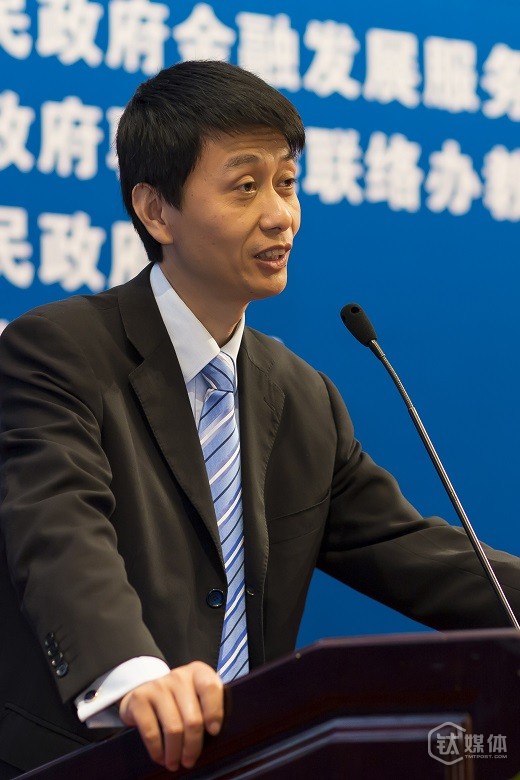 深交所副總經(jīng)理、深圳證券通信公司董事長(cháng)鄒勝接受鈦媒體記者采訪(fǎng)